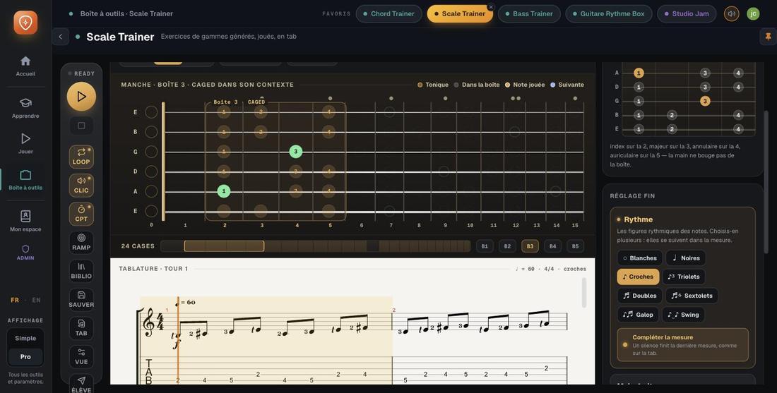 Scale Trainer de Guitar Master : la gamme affichée sur le manche et le même exercice écrit en dessous en portée et en tablature